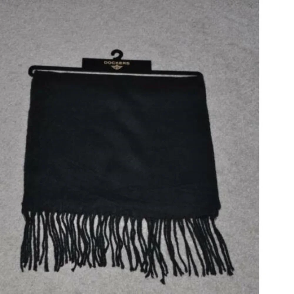 Dockers Winter Scarf Mens Fringed Black Lightweight Soft Acrylic 64